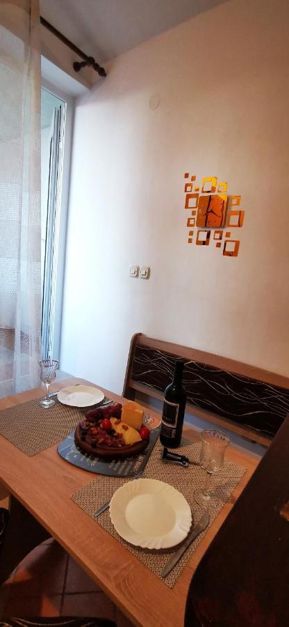 Apartmani Marija Kolan Buitenkant foto