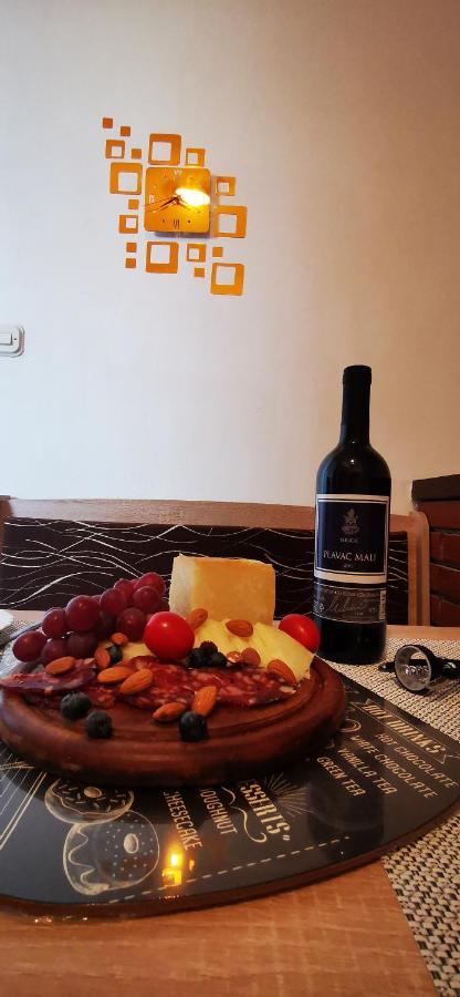 Apartmani Marija Kolan Buitenkant foto